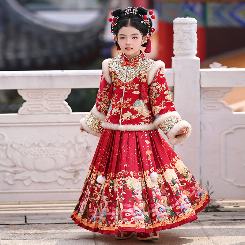 拜年服女童2025新款中国风儿童马面裙套装小女孩唐装古风汉服冬季