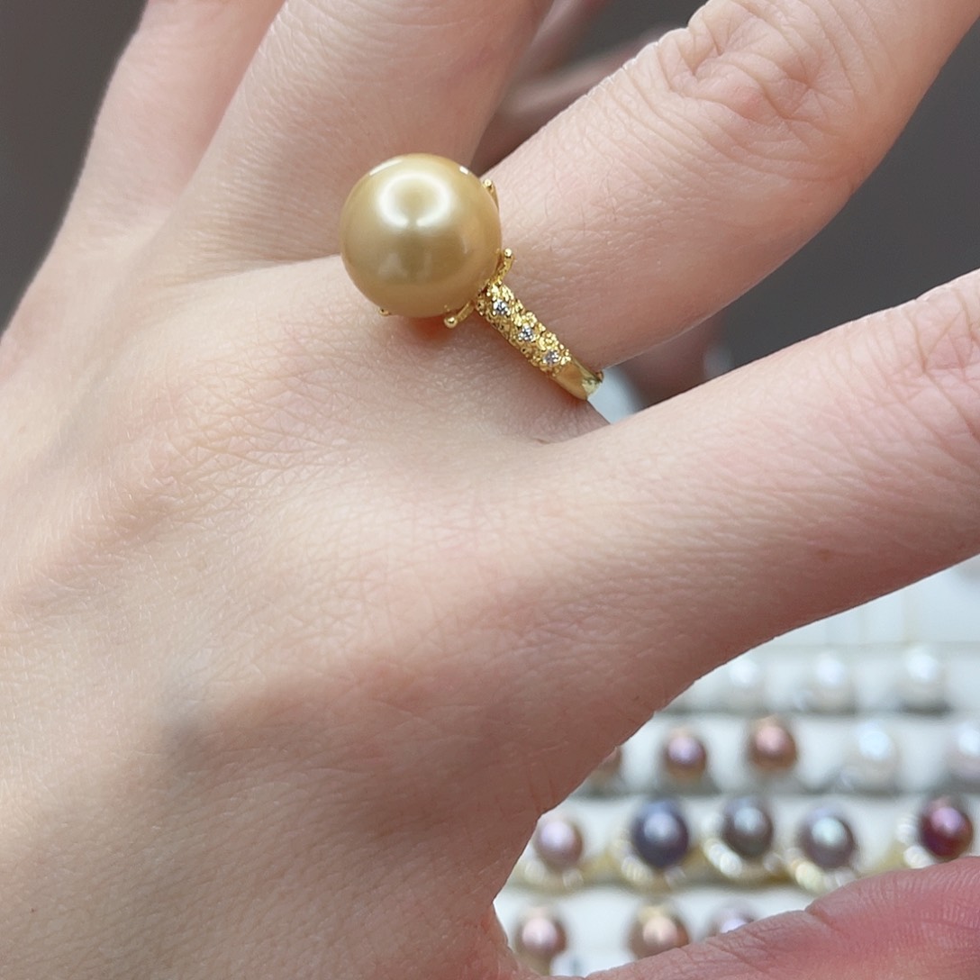 淡水珍珠吊坠(赠链)未镶嵌