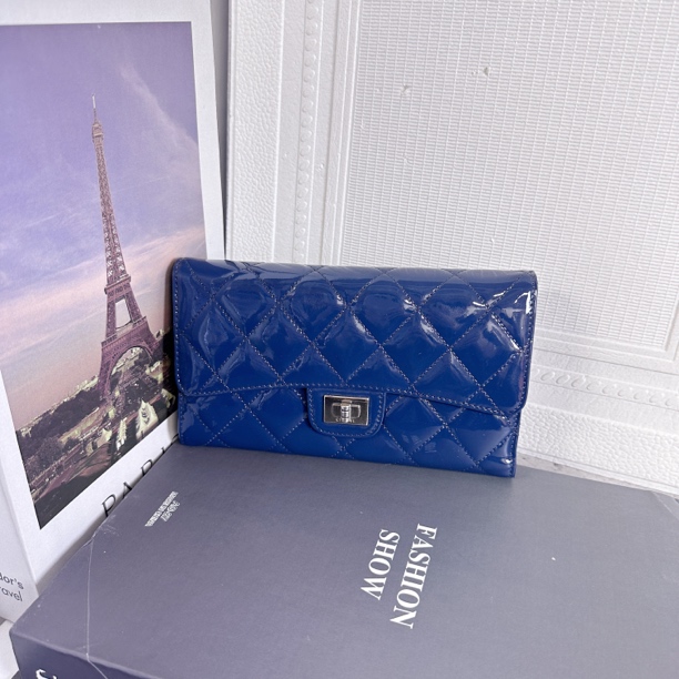95新 Chanel/香奈儿 95新 深海蓝漆皮钱包