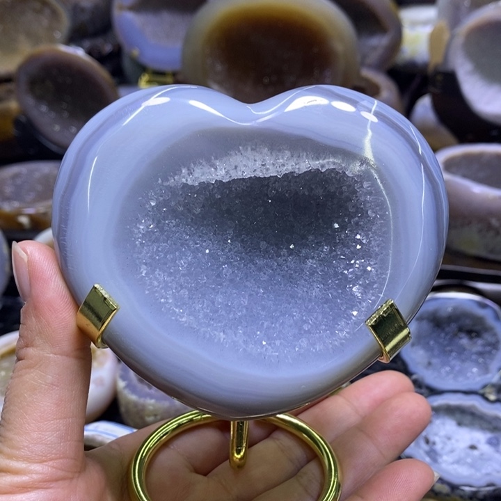 未镶嵌珠宝半成品水晶精抛爱心