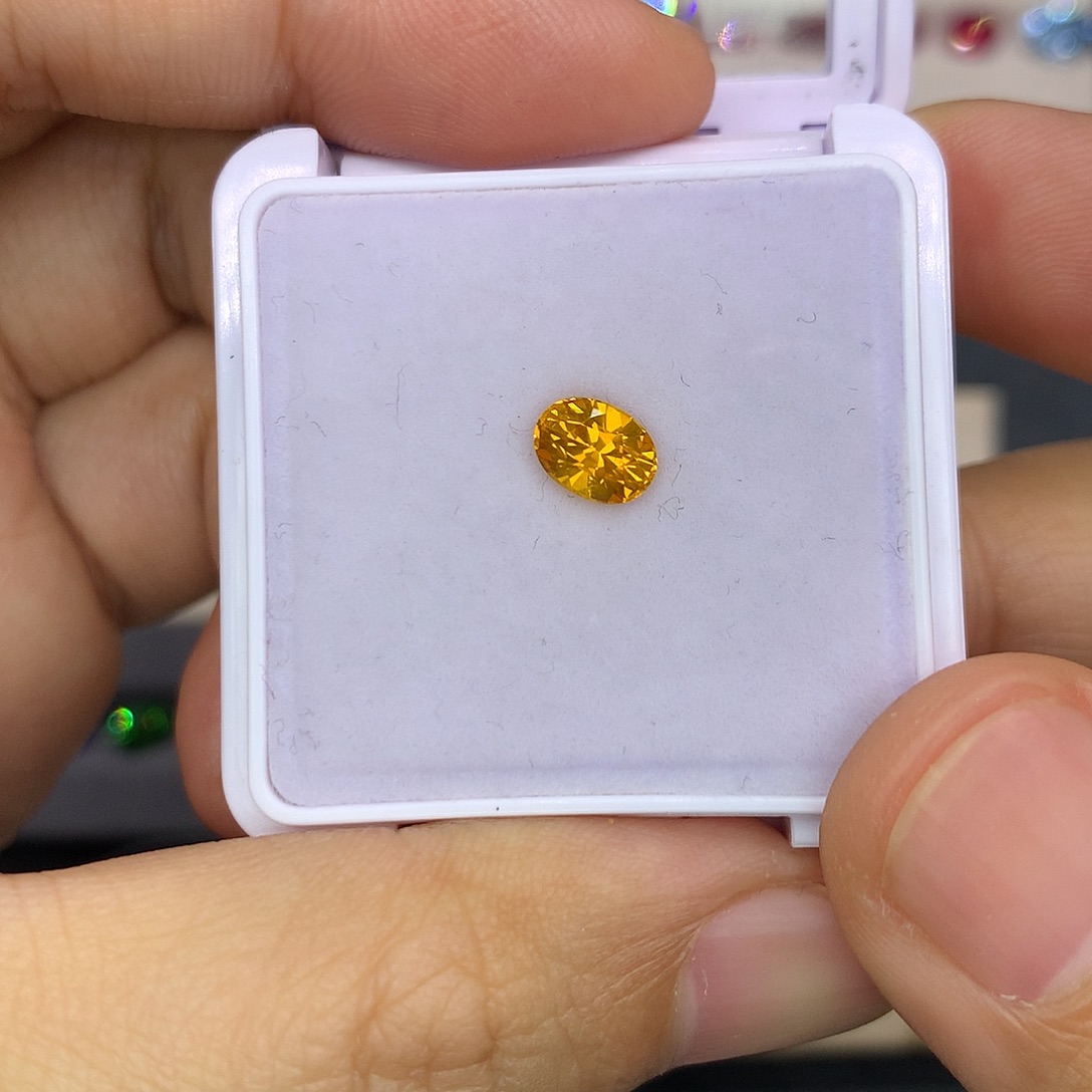 彩色蓝宝石裸石1.07克拉