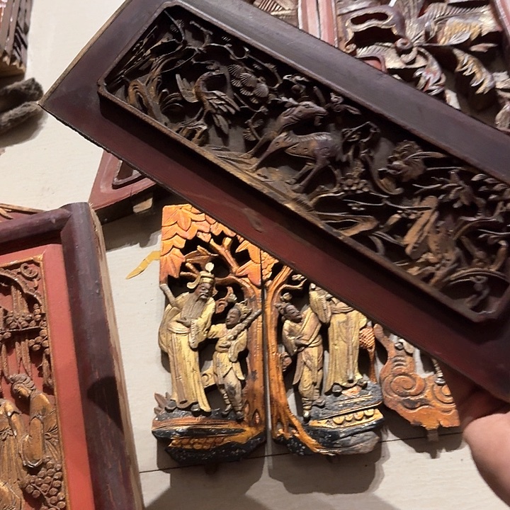 拾***石香榧木老木雕的艺术风格