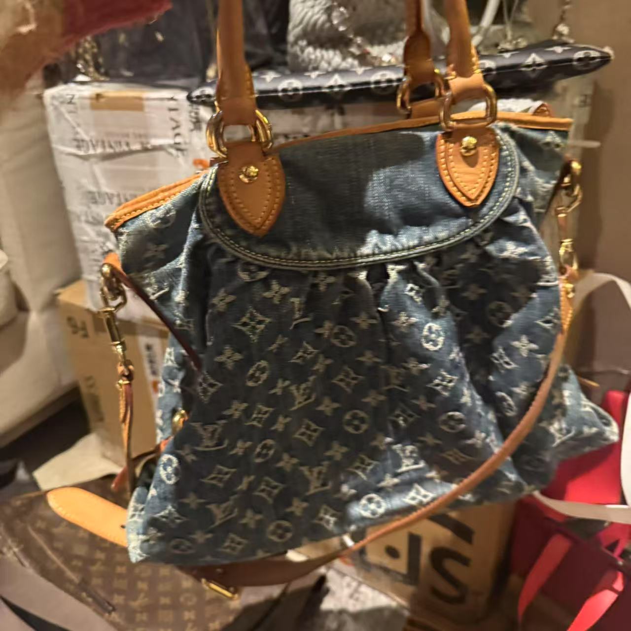 95新 LV 伦老板/95新/Lv牛仔手提包