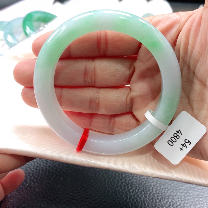 翡翠手镯未镶嵌54545555555