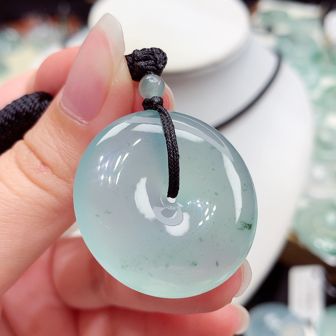 颈饰未镶嵌翡翠翡翠50，30/5.9