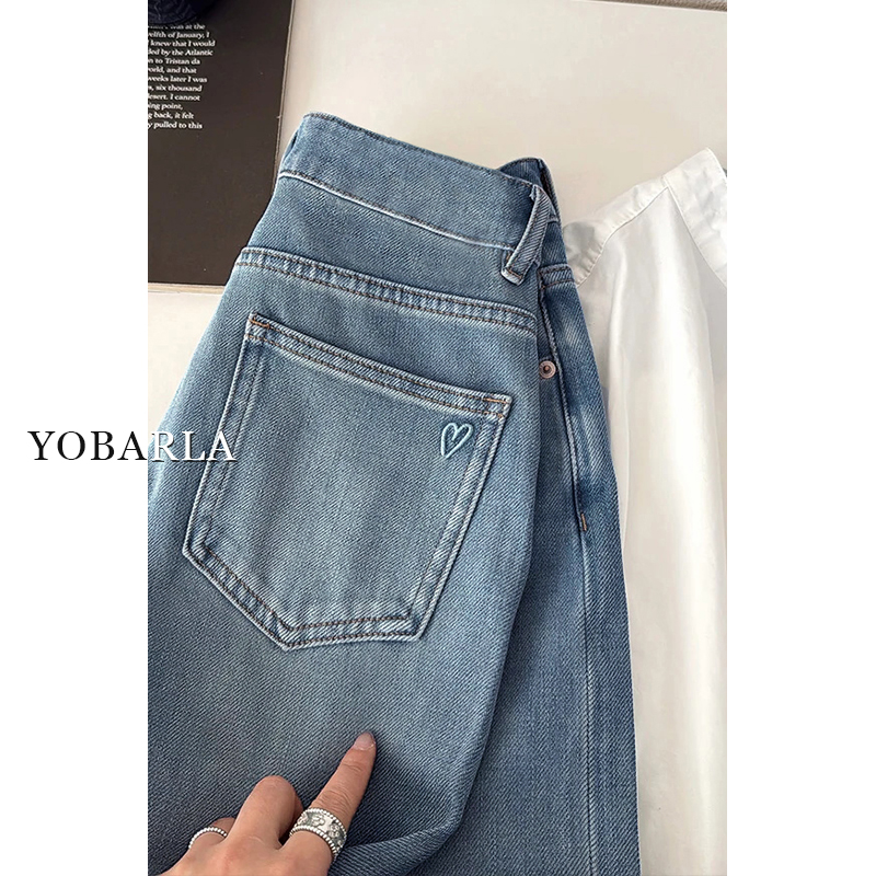 蓝色高腰直筒牛仔裤女秋冬新款爱心刺绣大码宽松显瘦窄版阔腿裤子
