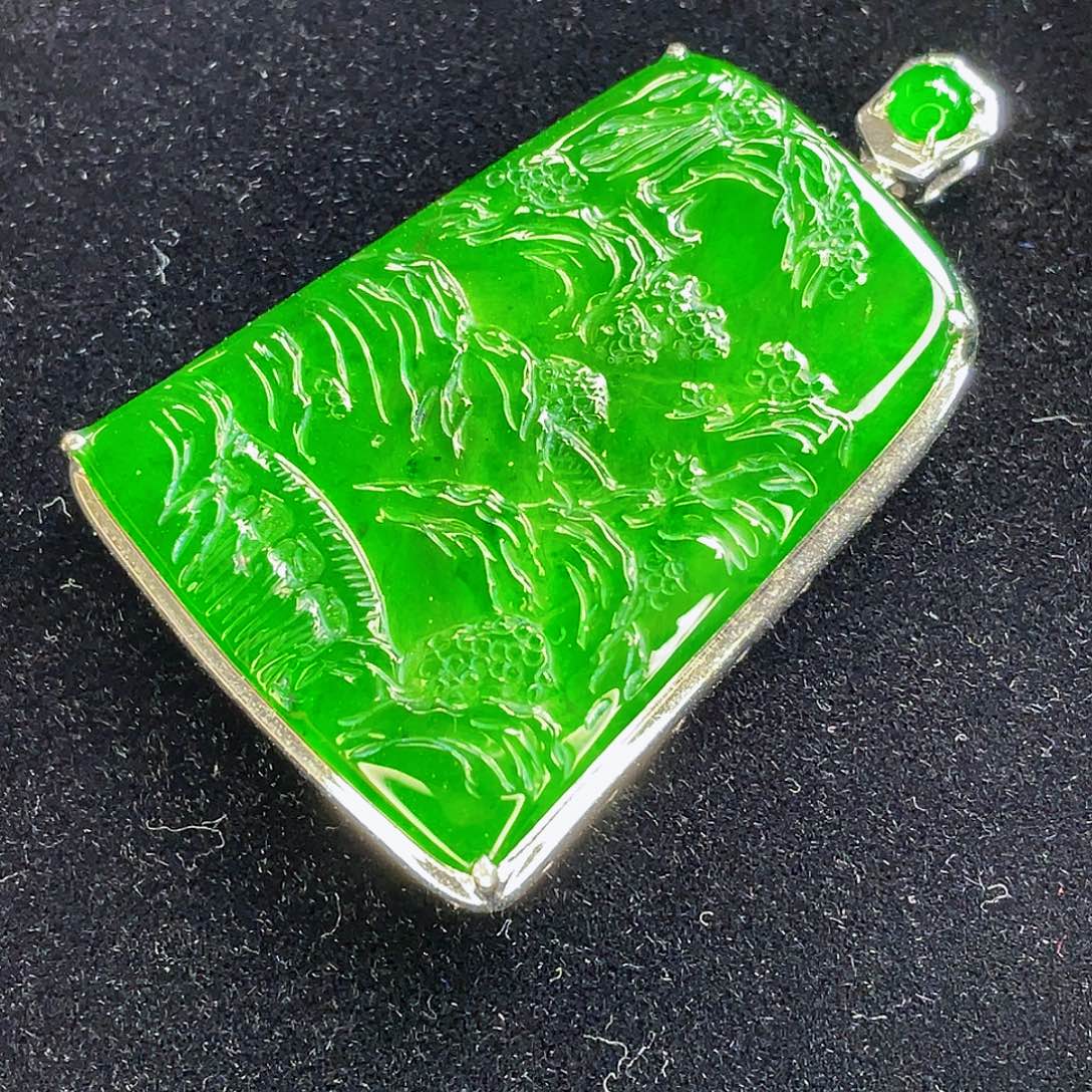 翡翠未镶嵌吊坠(不含链)