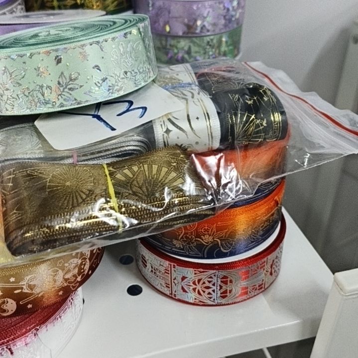 织绣零零零零松影竖茉莉