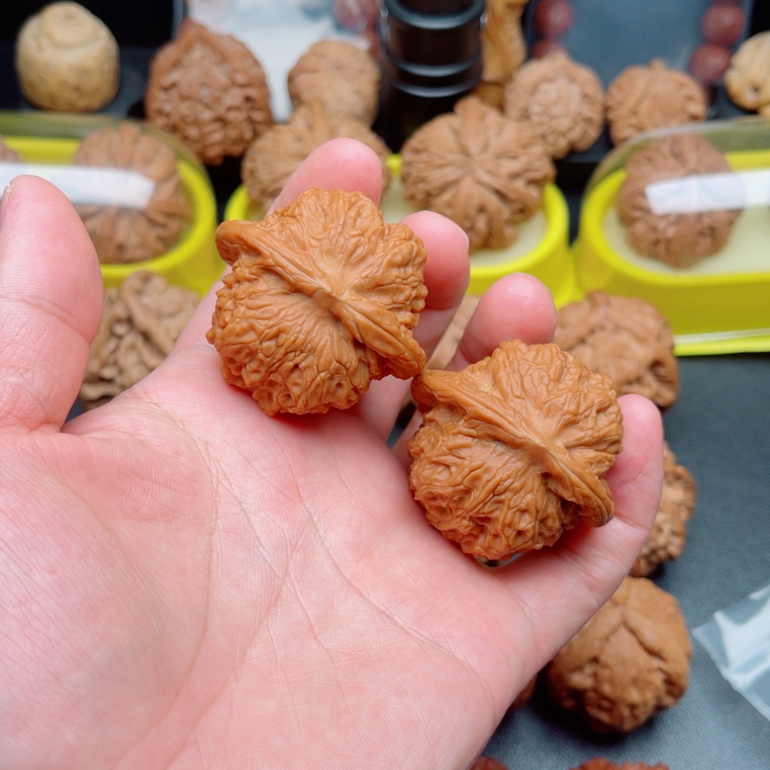 吊坠文玩核桃血麒麟42×40×37