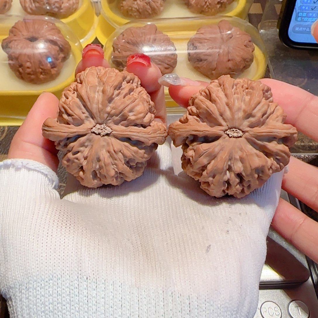 桃核吊坠冷**心47平谷大粗筋