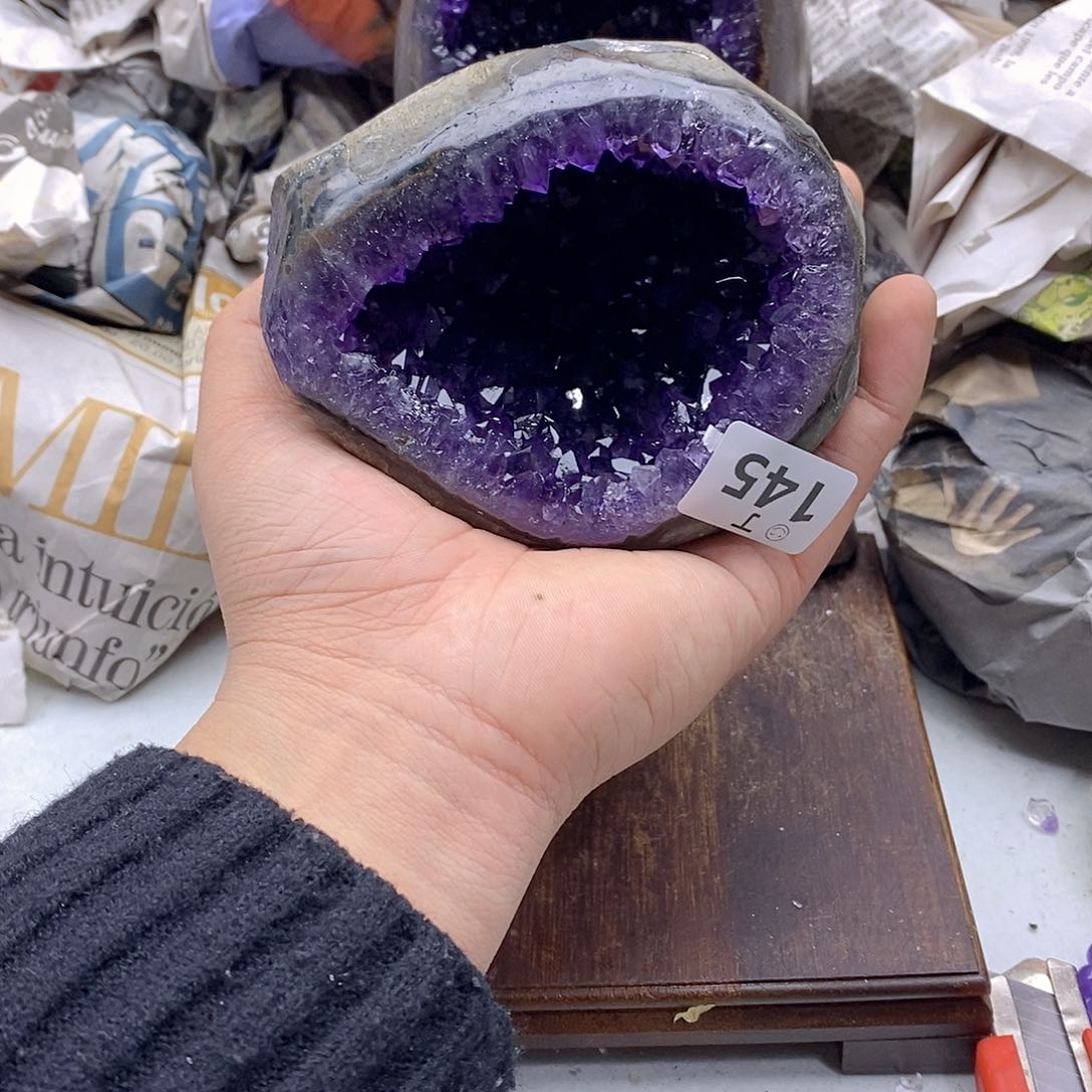 水晶大型摆件（非配饰）未镶嵌