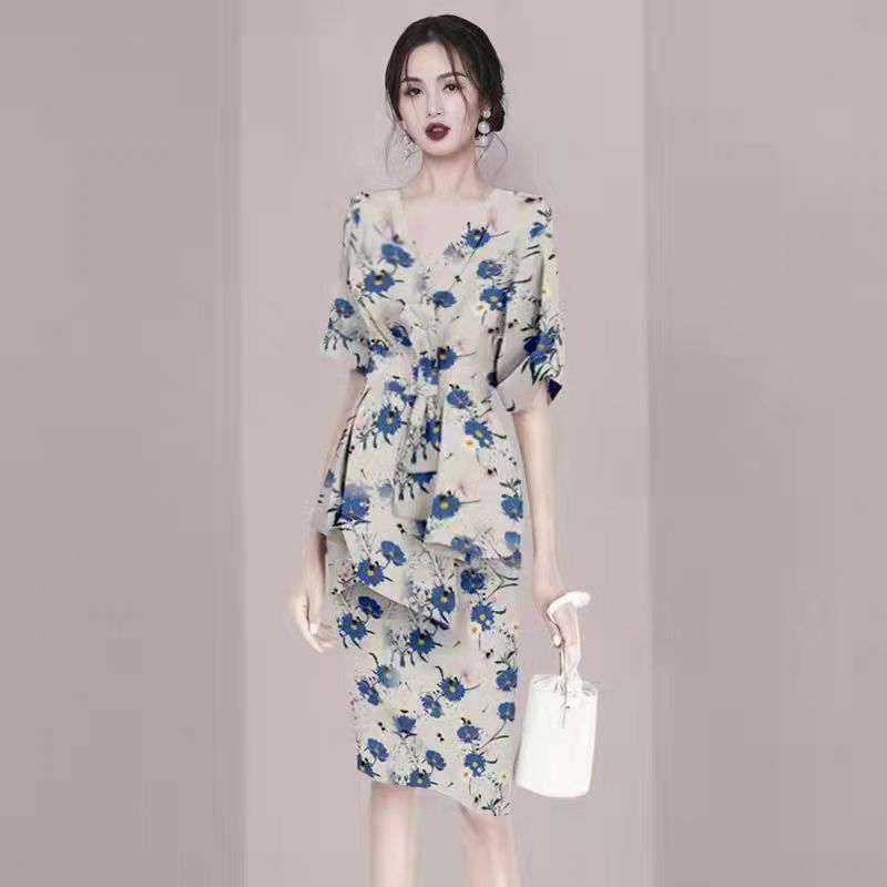 2025年夏季新款V领上衣包臀半身裙两件套职业名媛印花套装裙