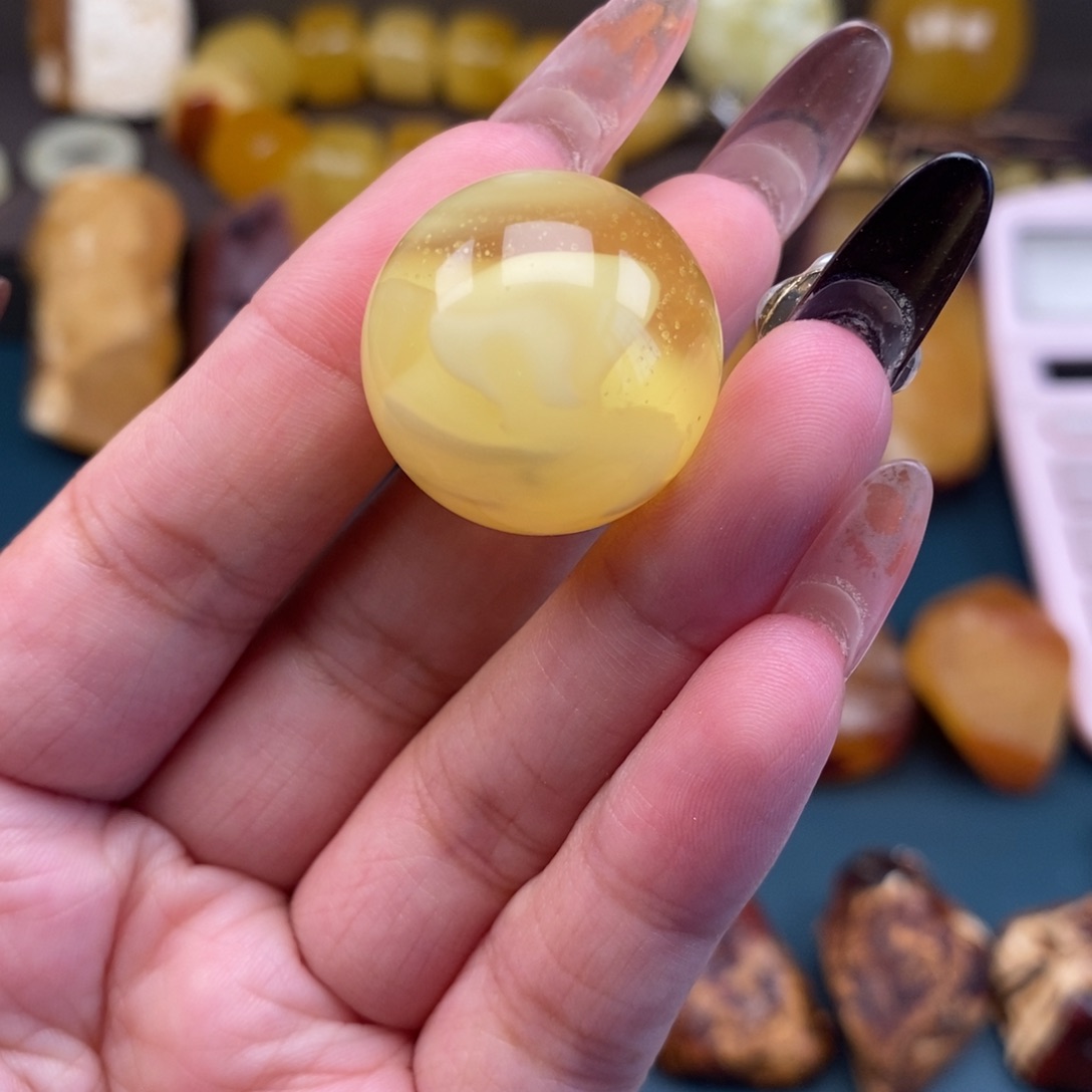 定制琥珀未镶嵌蜜蜡