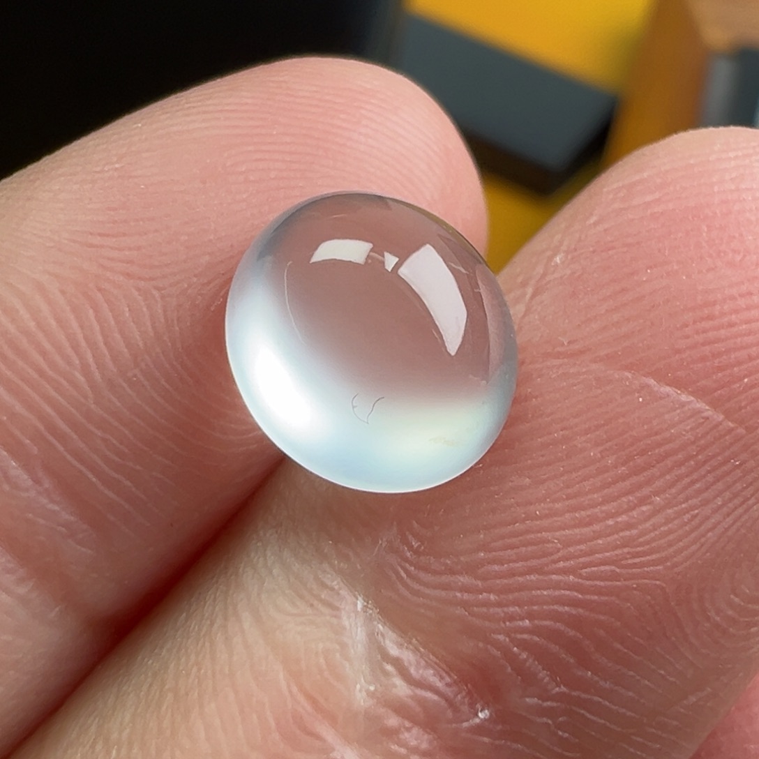 翡翠颈饰未镶嵌蛋面9.5