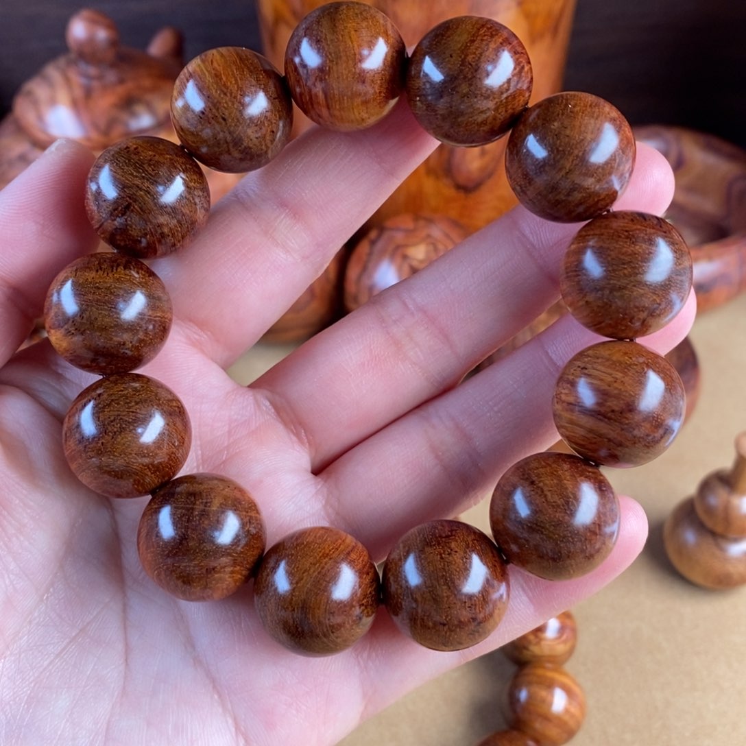 黄花梨/降香黄檀吊坠1.8