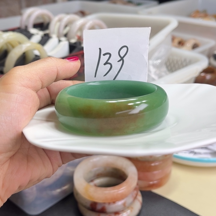 石英质玉圈口58.6未镶嵌