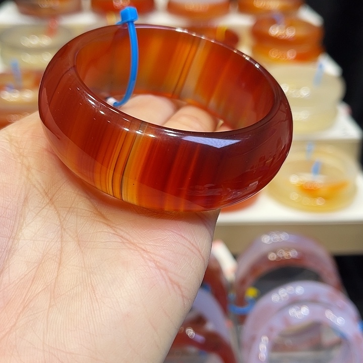 玛瑙/玉髓手镯未镶嵌