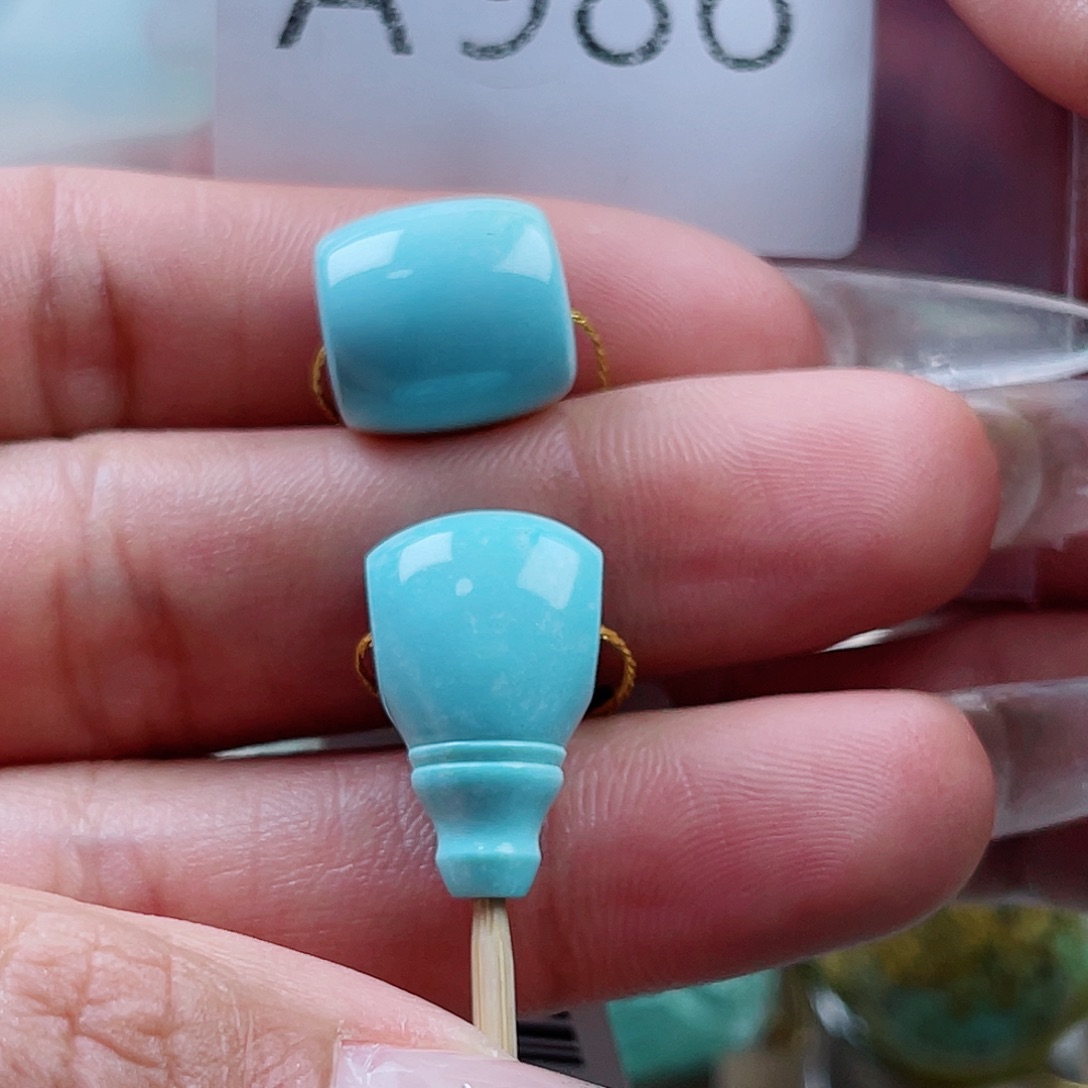 吹***雾绿松石未镶嵌珠宝奇石