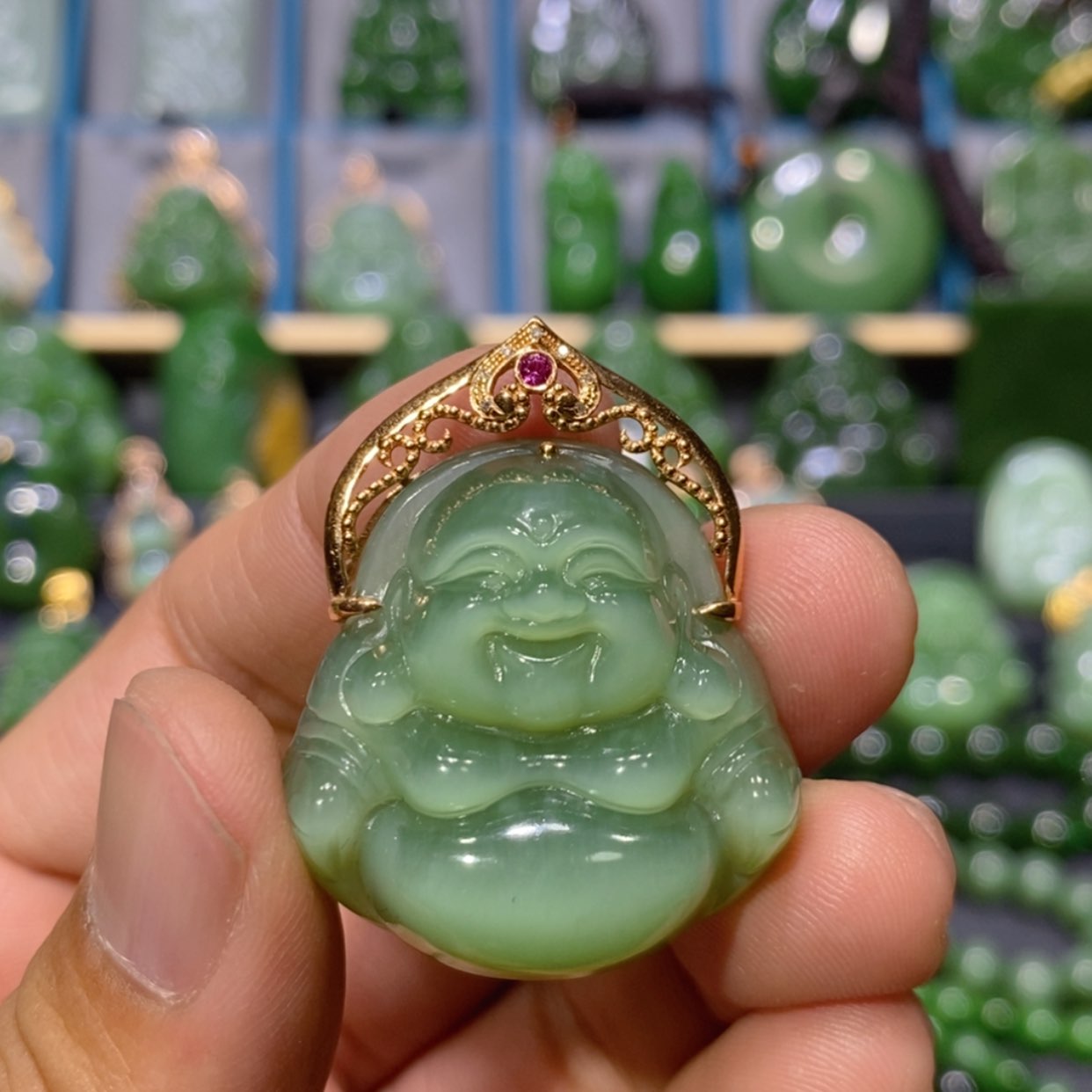 【闪购商品】和田玉吊坠(不含链)18K金镶嵌粉青猫眼佛公 30/12