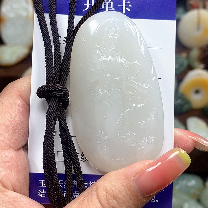 和田玉颈饰未镶嵌老*哥