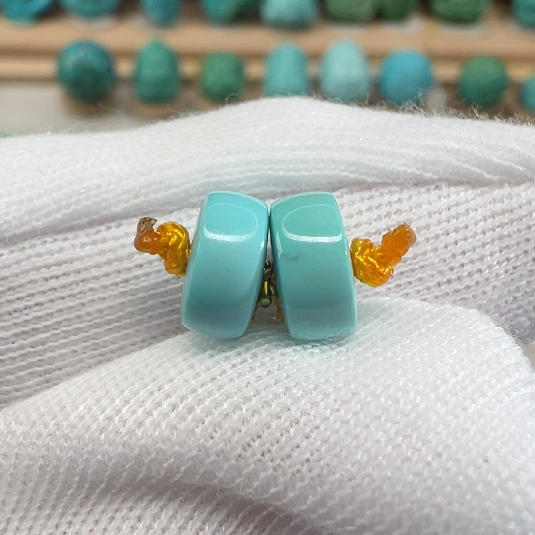 绿松石配饰未镶嵌