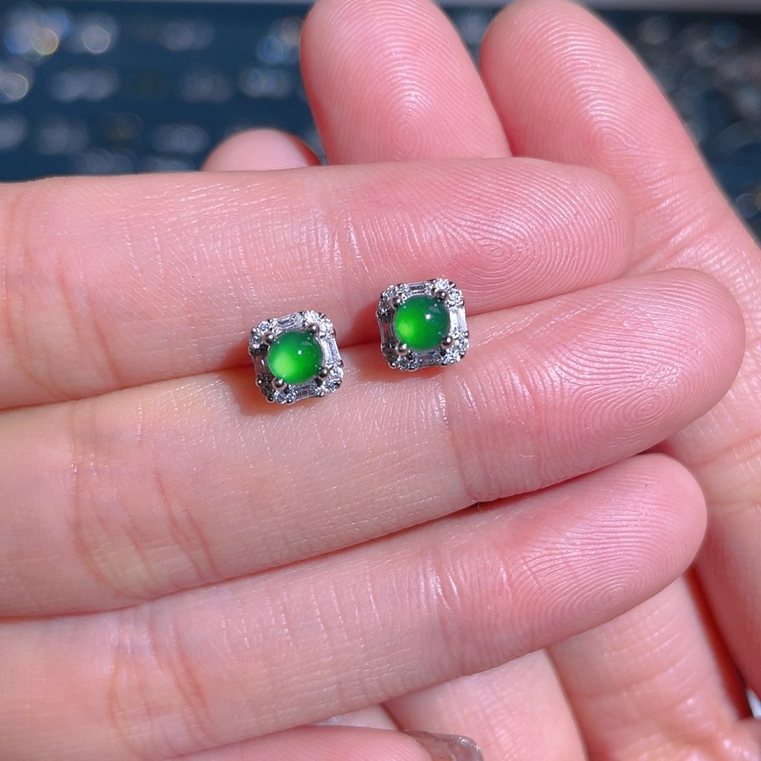 未镶嵌翡翠耳饰耳钉