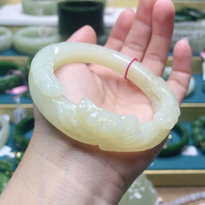 和田玉手镯58+圈口 编号38未镶嵌