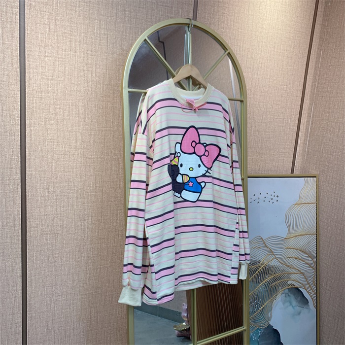 AA238米白色孕妇上衣100-140小脏