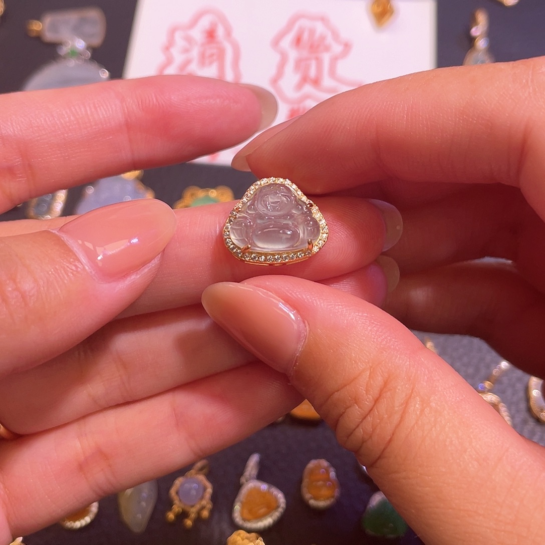 翡翠银S925镶嵌颈饰翡翠