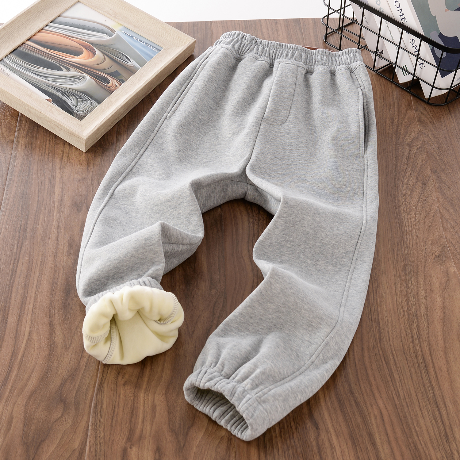 儿童加绒断码直斗长裤