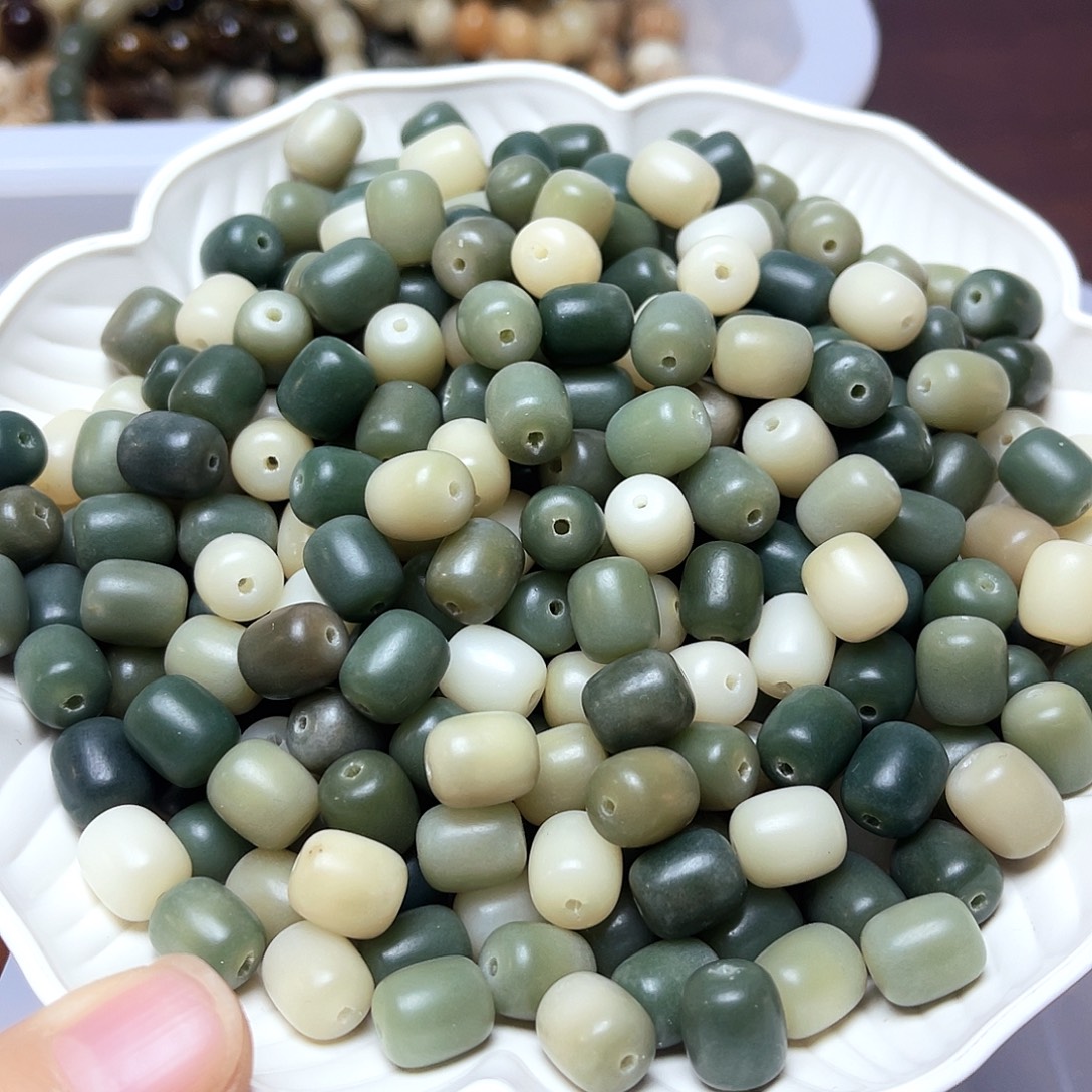 白玉菩提吊坠白玉菩提10年糕30颗卡灯牌宠20颗