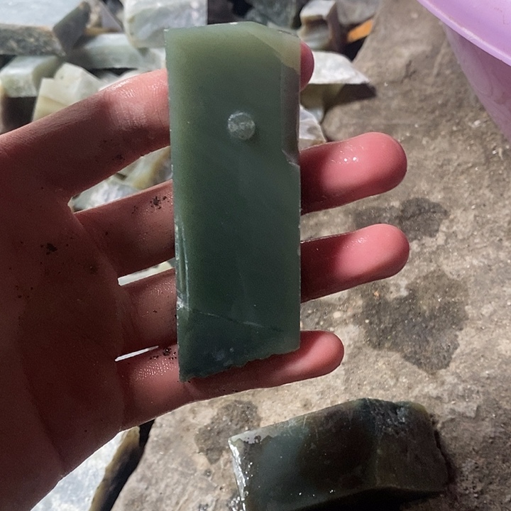 和田玉（糖玉）未镶嵌珠宝半成品