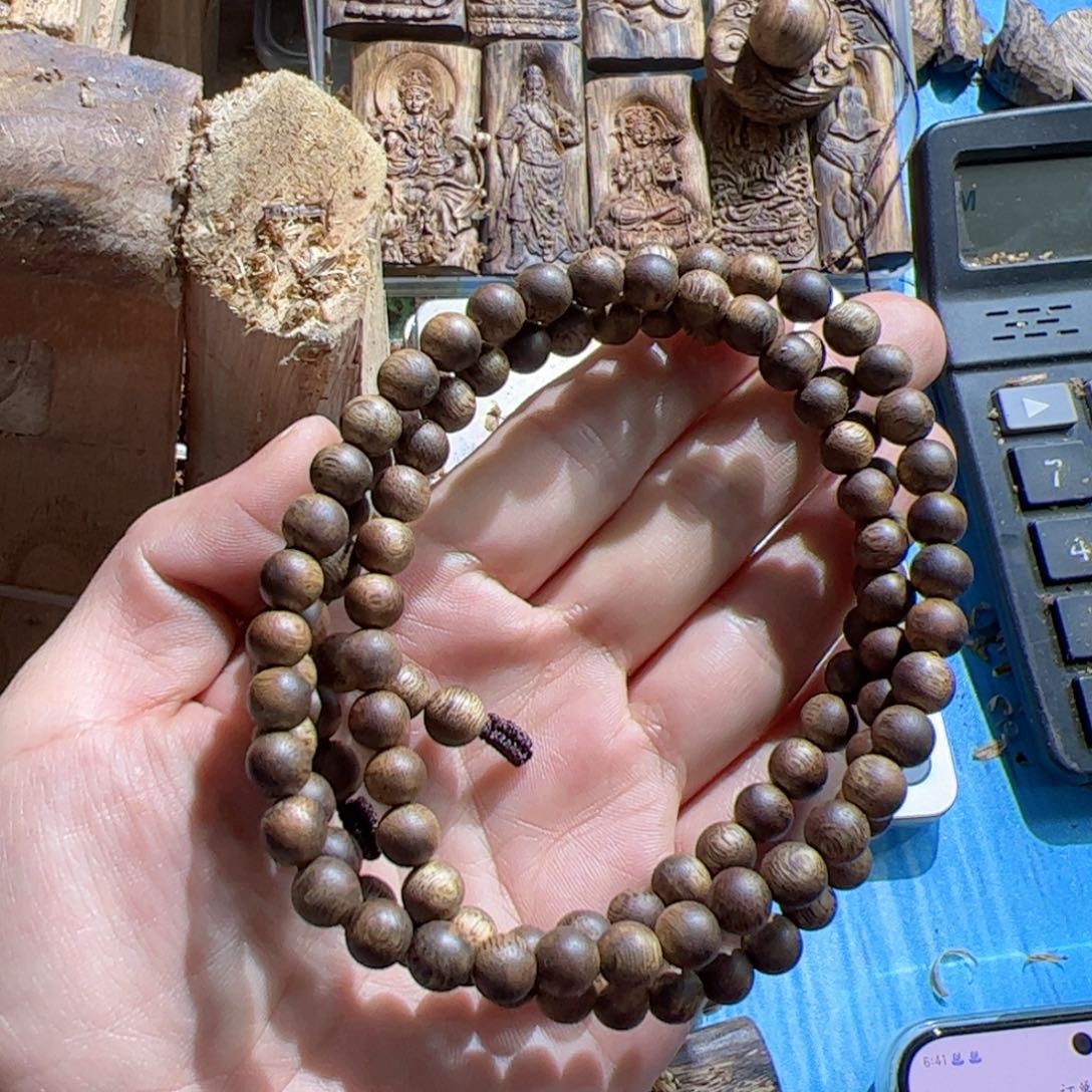 沉香手串白棋08多圈圆珠