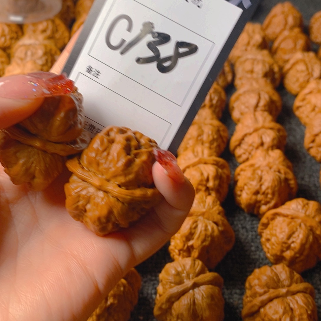 【闪购商品】核桃手串/手链小*哥哈哈蛤蟆头