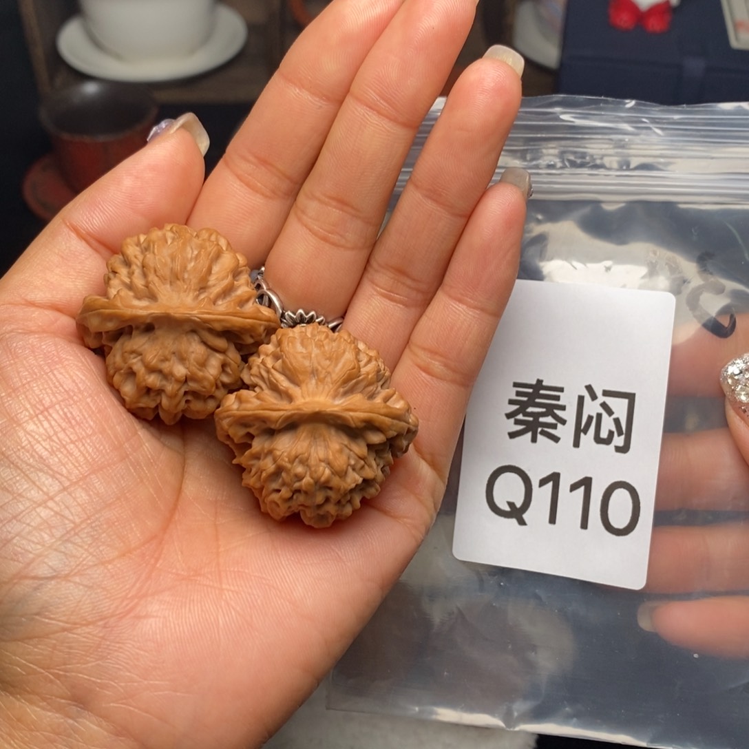 文玩核桃吊坠秦闷34