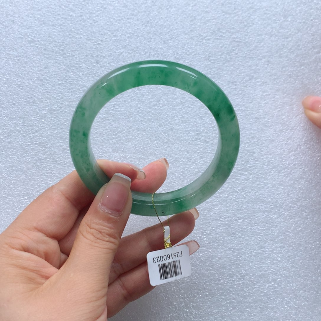 ****黧石英质玉手镯未镶嵌星星-58-多人