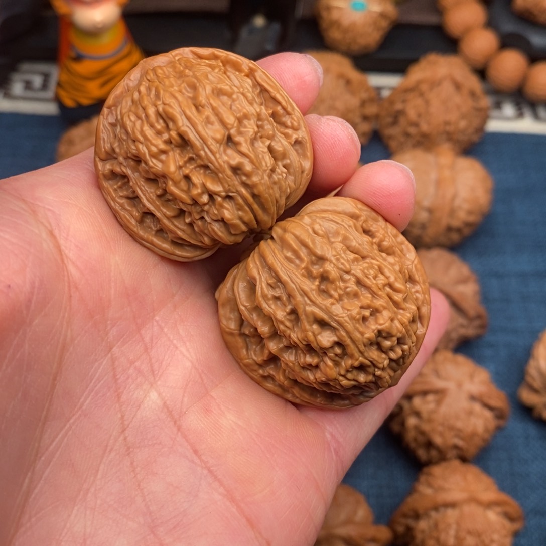 文玩核桃把件36平谷楼