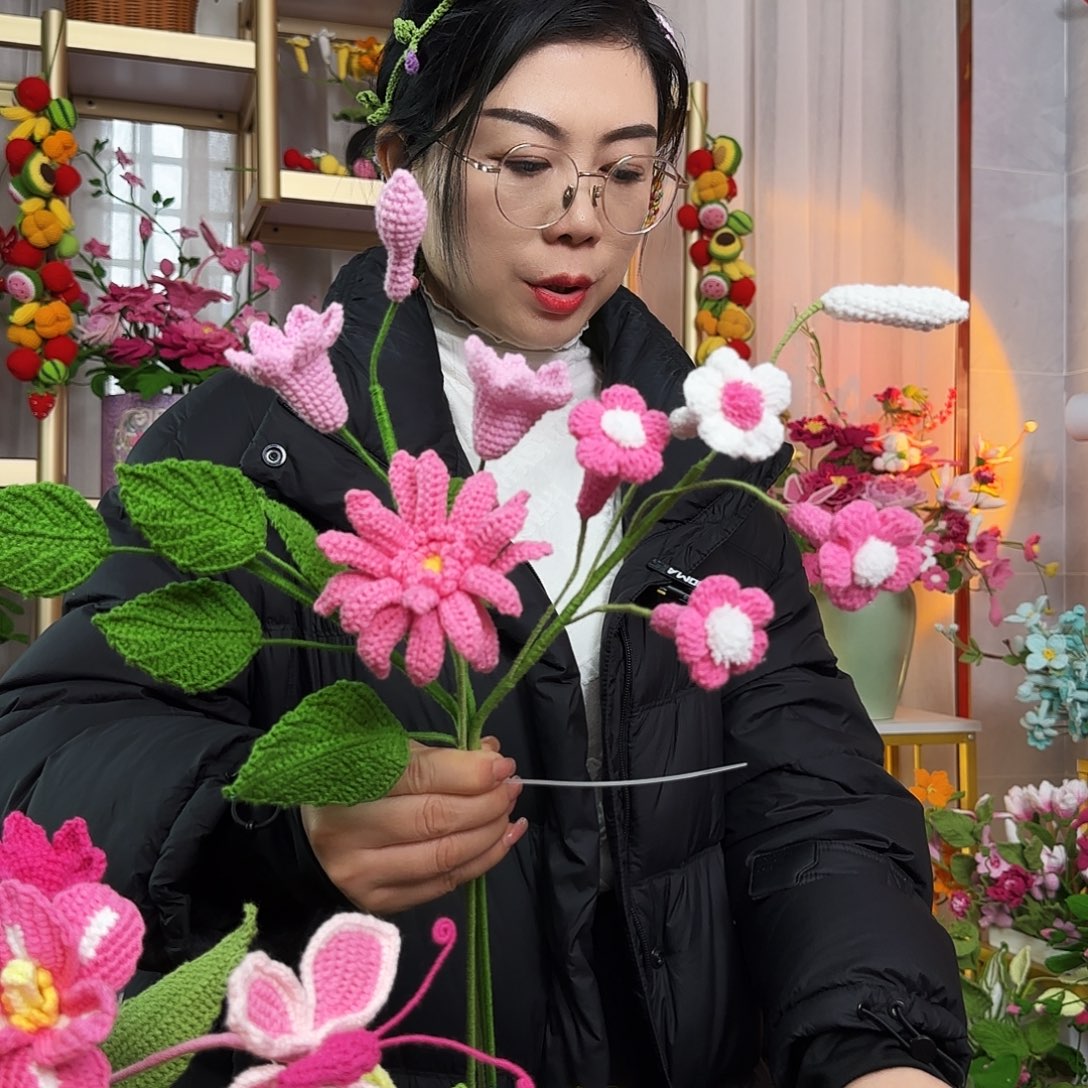 手工钩织设计花束