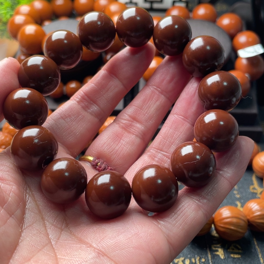 心***陈橄榄核吊坠橄榄1.7