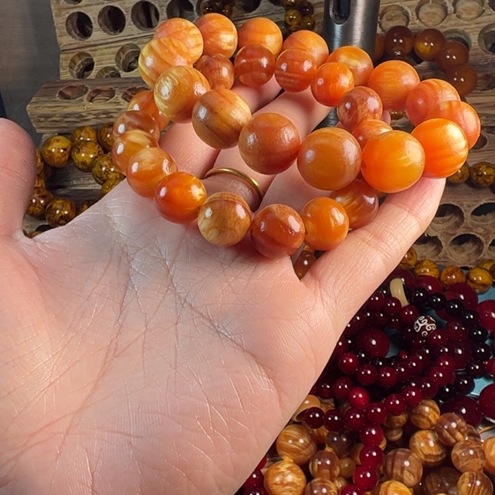 付***老松木（琥珀木）手串/手链