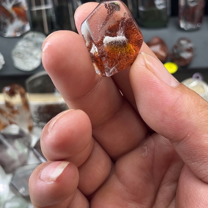 未镶嵌吊坠(赠链)水晶