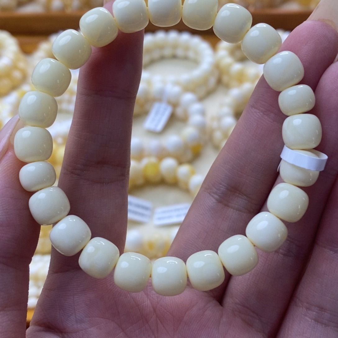 琥珀未镶嵌手串琥珀