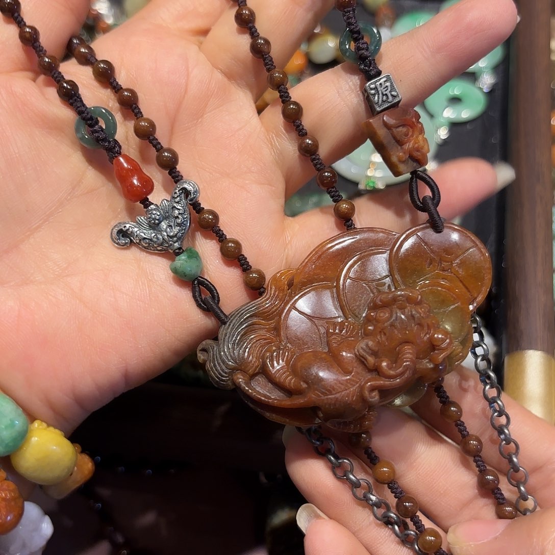 翡翠未镶嵌颈饰原创