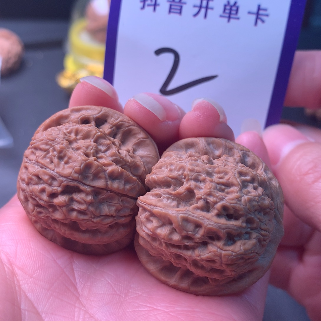 吊坠文玩核桃血麒麟