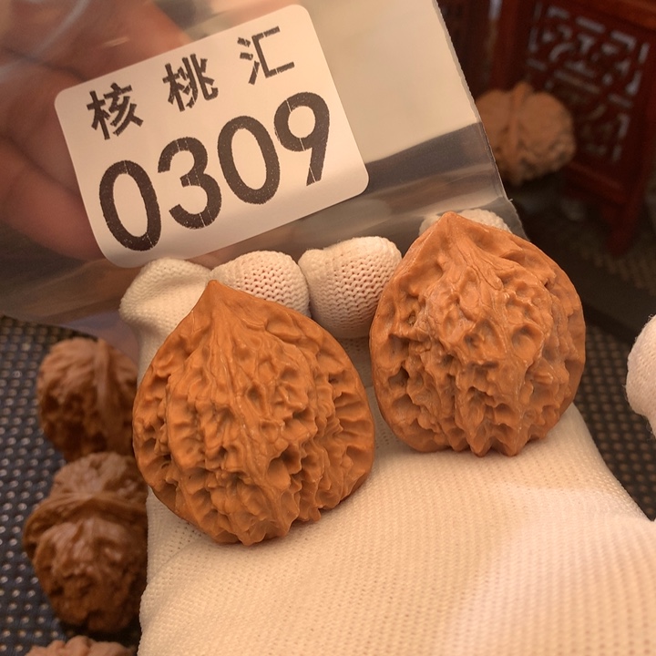 文玩核桃吊坠野生39