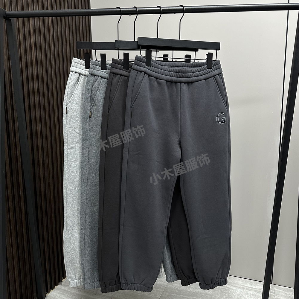 [小木屋服饰]菲玛掂250369加绒卫裤休闲保暖字母刺绣束腿女裤长裤