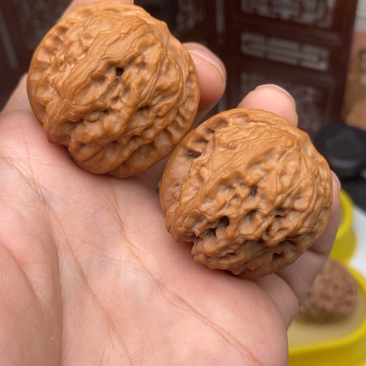 文玩核桃吊坠38野狼