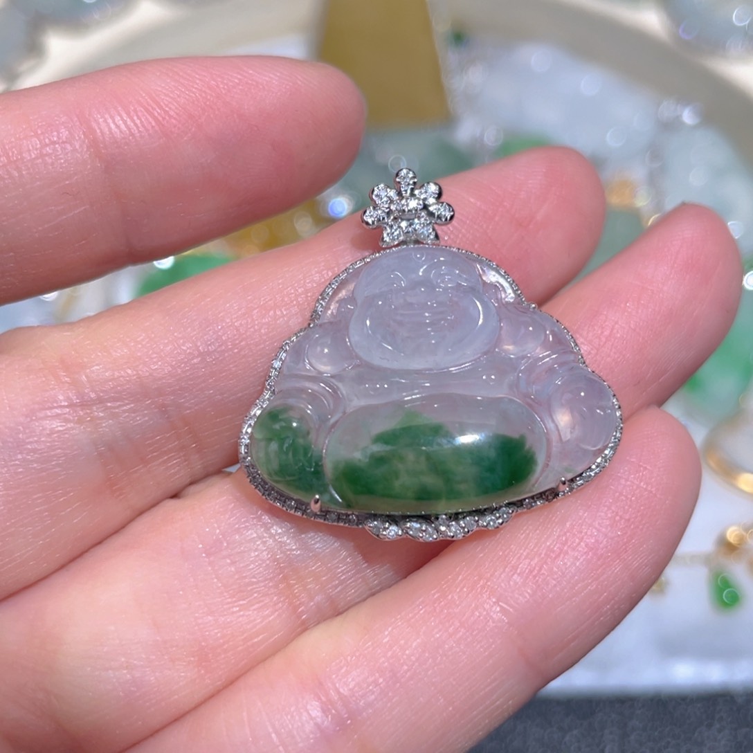 翡翠颈饰18K金镶嵌翡翠