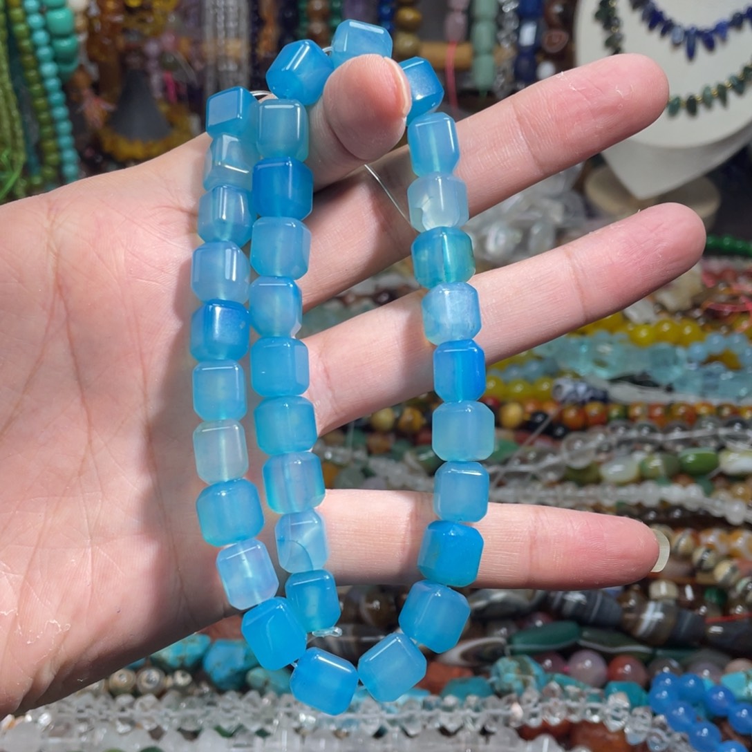 石英质玉，蓝玛瑙方糖11mm，未镶嵌