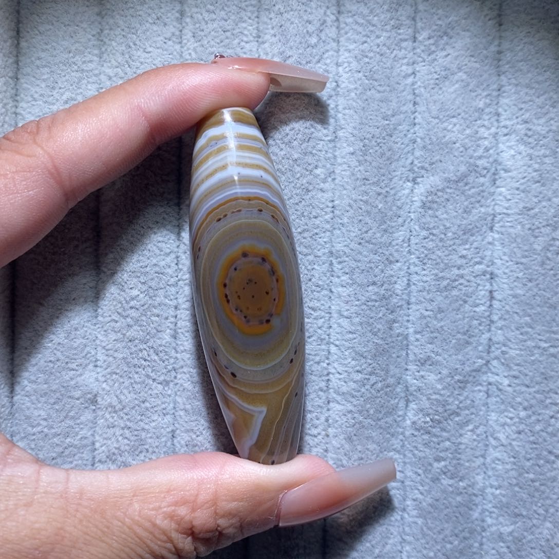 玛瑙/玉髓颈饰未镶嵌?****水